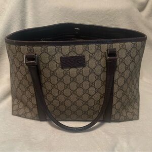 Authentic Gucci GG Supreme Canvas Tote Beige/Brown Leather